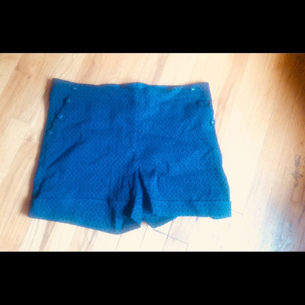 💙💙 MAURICES NAVY & BLACK CASUAL SHORTS💙💙
